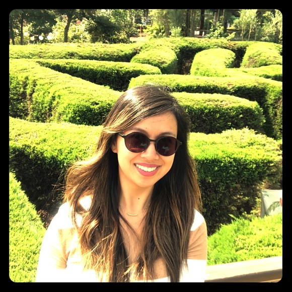 Meet your Posher, Michelle - Picture 1 of 1